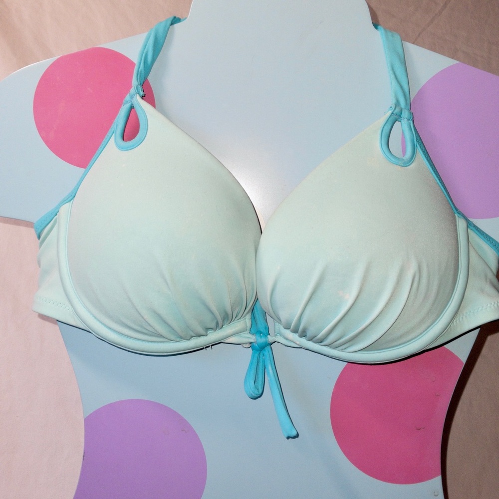 Victoria’s Secret push-up bikini top